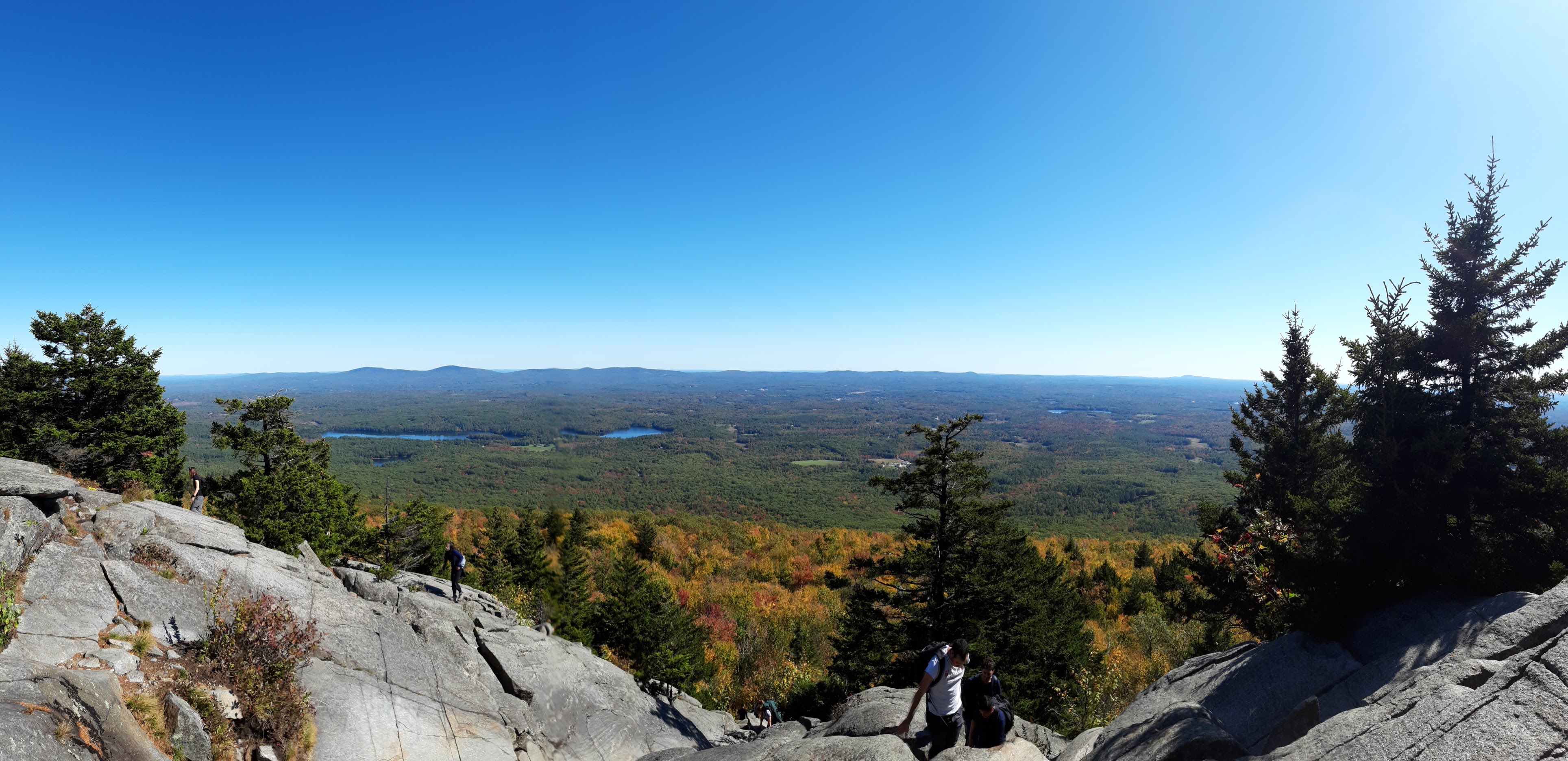 Group hike @ Mount Monadnock (Oct '19)