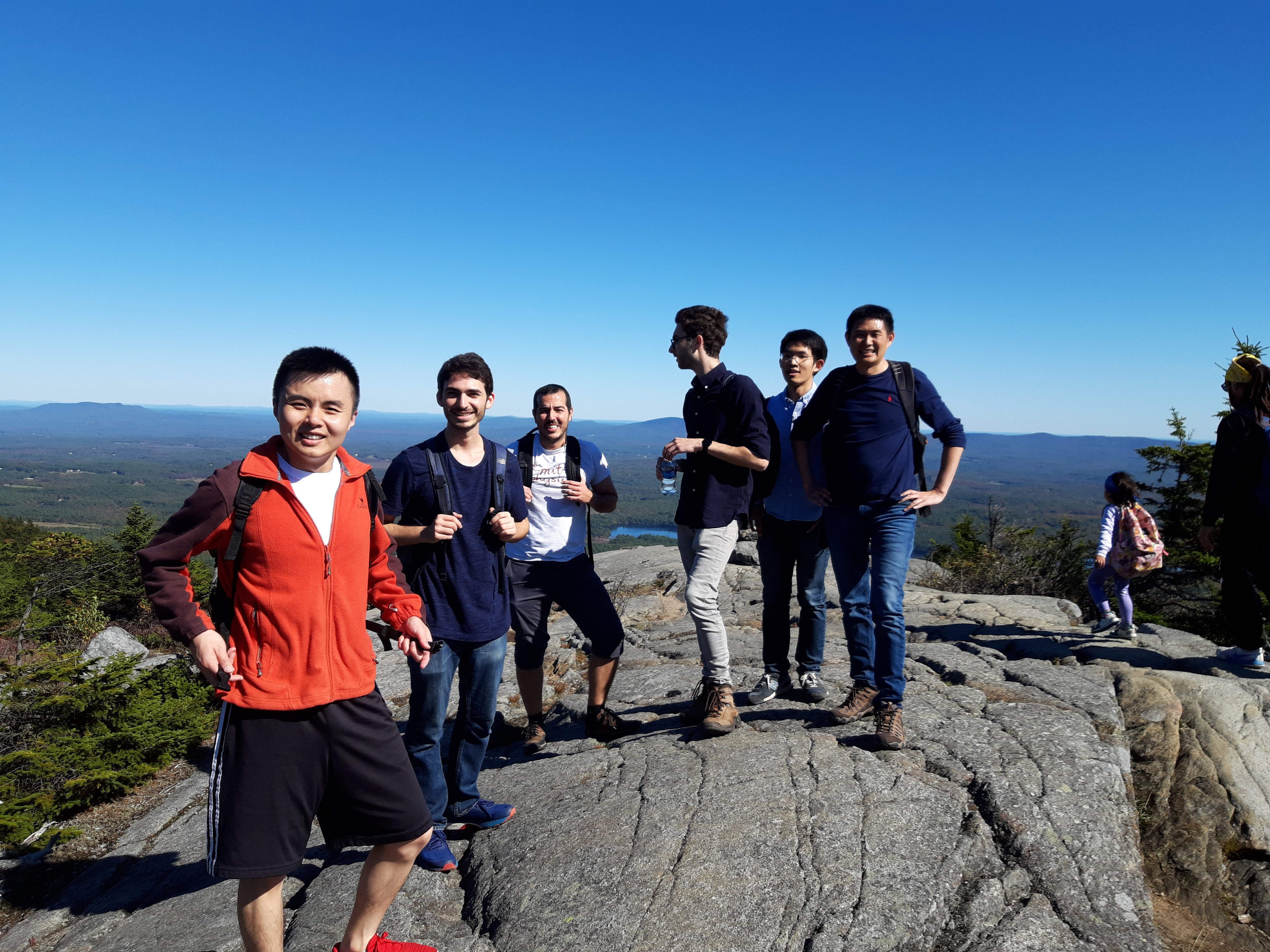 Group hike @ Mount Monadnock (Oct '19)